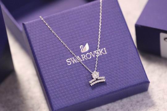 Swarovski Necklace 01lyh59